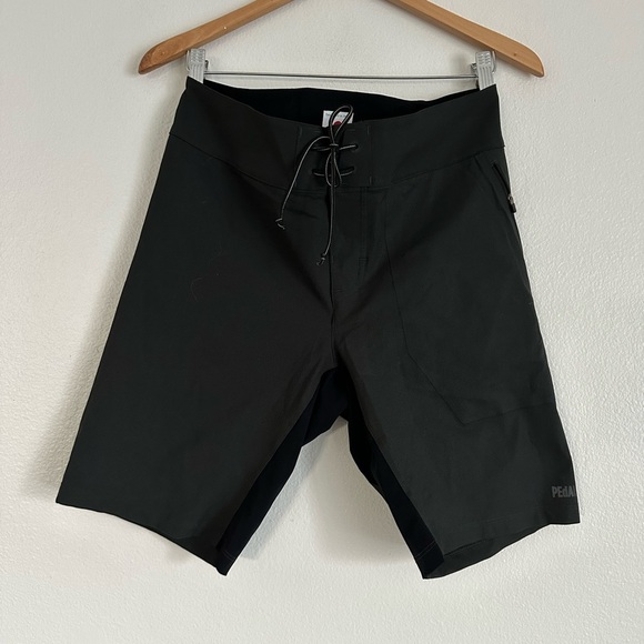 PEdal ed black cycling shorts